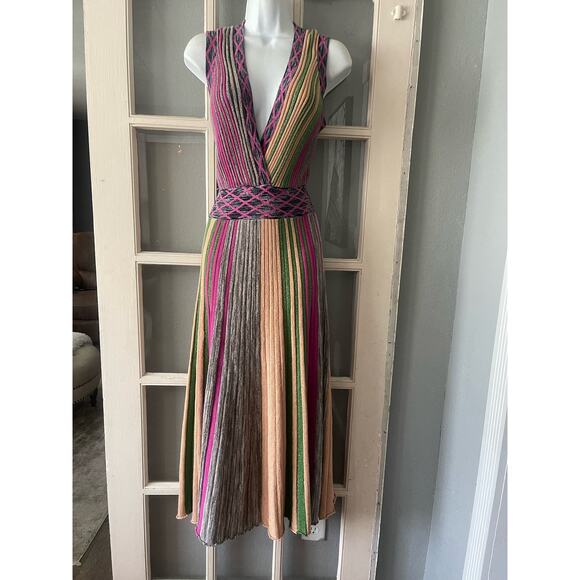 Haute Rogue Dress - Picture 3 of 10